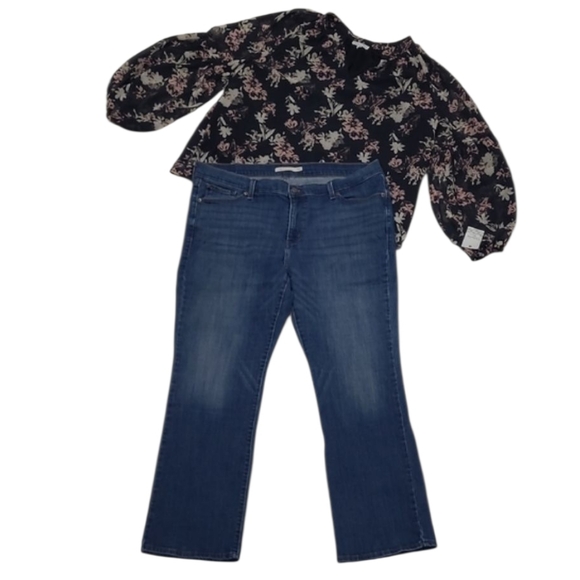 Levi's Denim - Levi's 415 Classic Boot Jeans High Waist Rise Dark Wash Embroidered Details Y2K